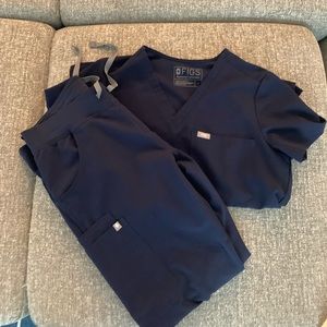 Navy Catarina & Kade Figs